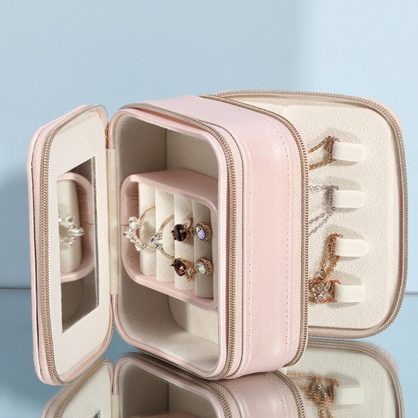 Clever Jewelry Case. ClaudiaG Collection