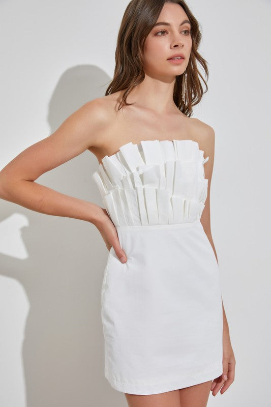 Do + Be Romantic Off Shoulder Sleeveless Ruffle Knee-Length Dress Do + Be Collection