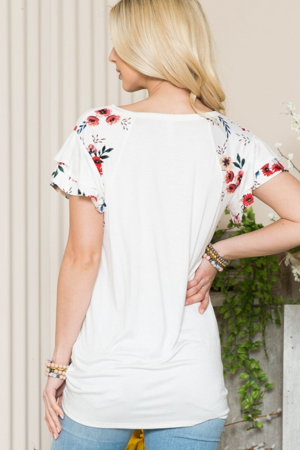 Celeste Full Size Floral Contrast Short Sleeve Top - Rosa Apparel