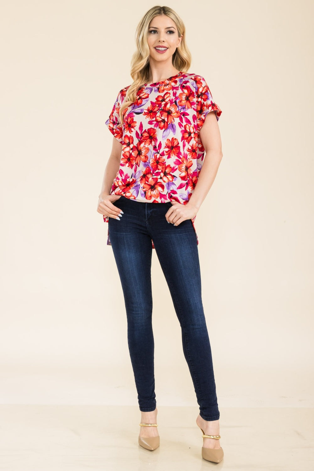 Celeste Full Size Round Neck Short Sleeve Floral T-Shirt - Rosa Apparel