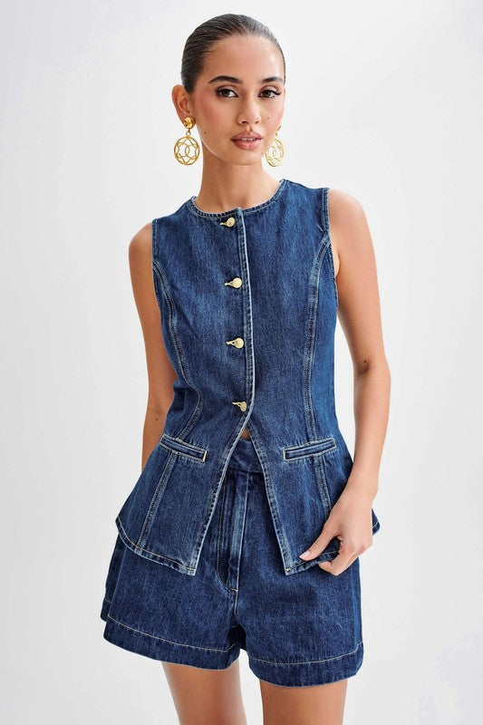 Elegant Denim Sleeveless Round Neck Vest And Shorts Set By Claude - Rosa Apparel