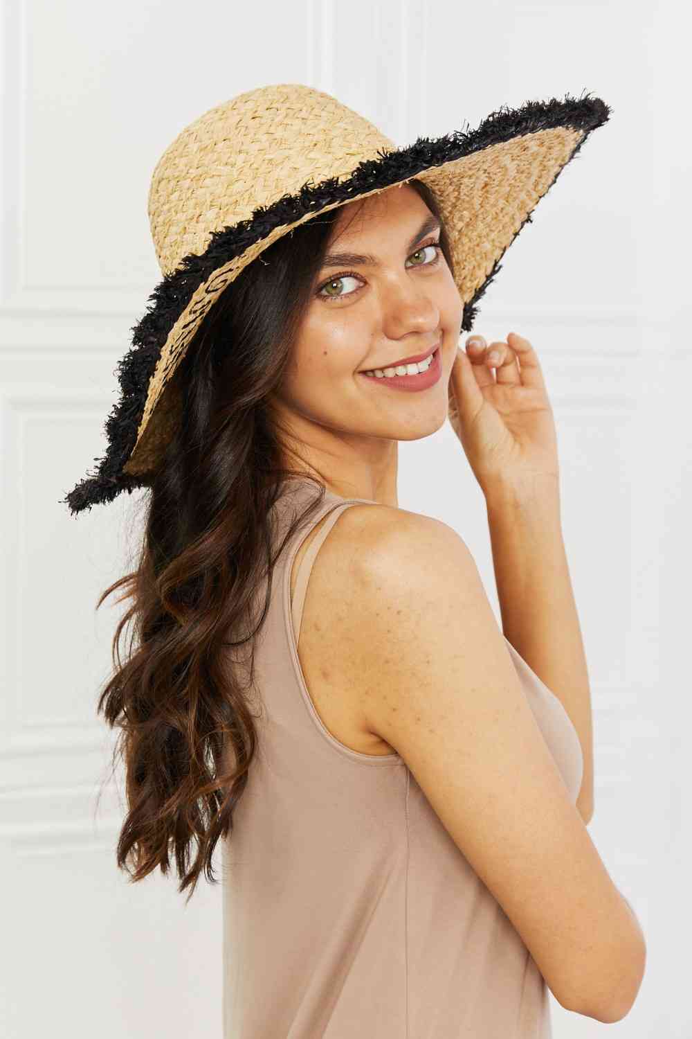 Fame Sunshine Straw Fringe Embroidered Boho Hat - Rosa Apparel