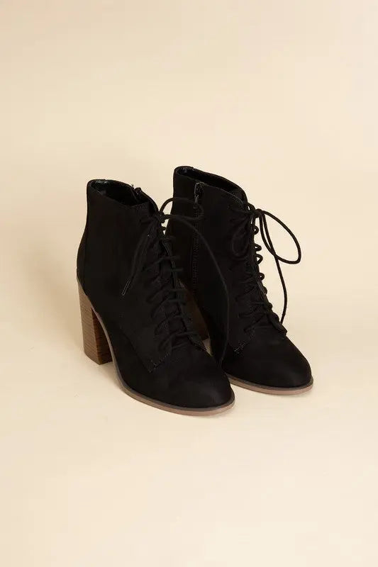 Kidman Lace Up Boots - Rosa Apparel