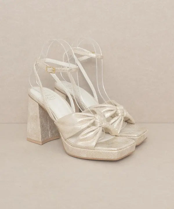 OASIS SOCIETY Zoey - Knotted Band Buckle Chic Platform Heels